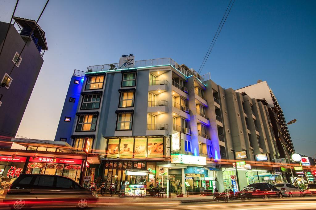 Paksaa Boutique Hotel Patong Exterior photo