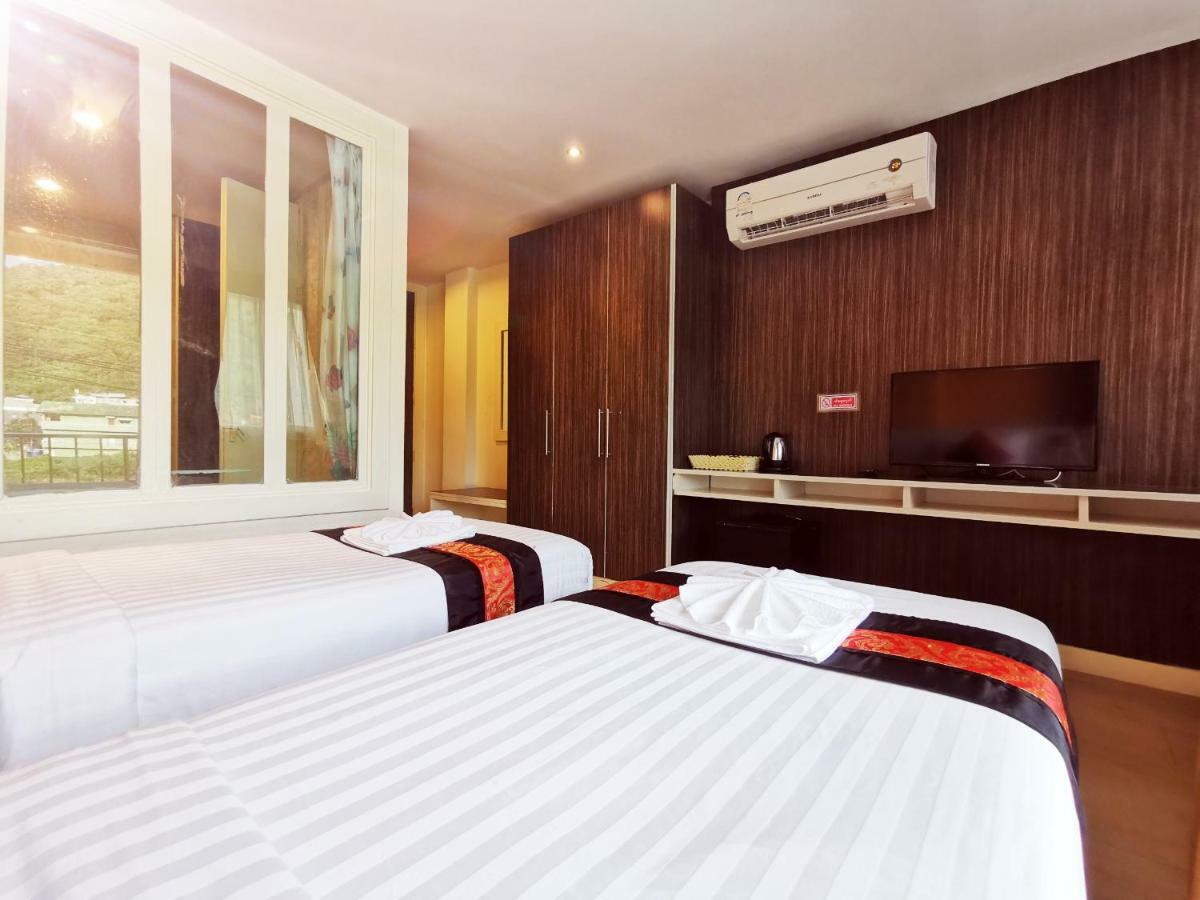 Paksaa Boutique Hotel Patong Exterior photo