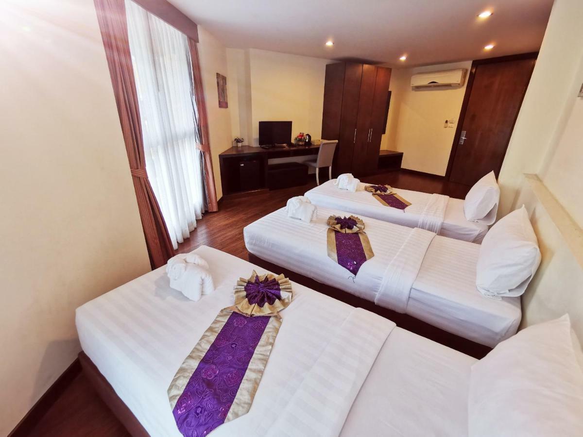 Paksaa Boutique Hotel Patong Exterior photo